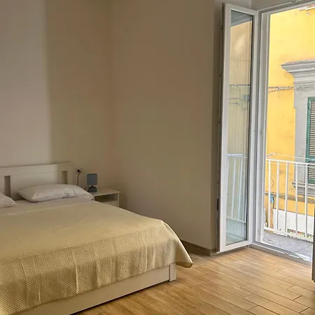 Toledo Pignasecca Daire Napoli